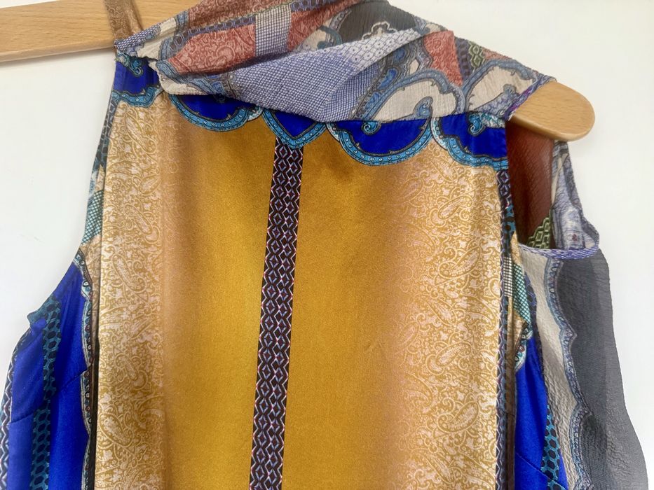 Jedwabna sukienka firmy ETRO