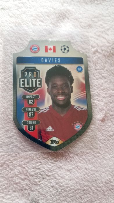 Cards shield match attax