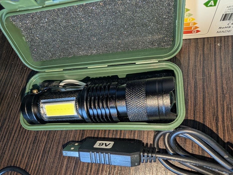 Комплект від Блекауту LED лампи аккумуляторні кабель зарядка повербанк