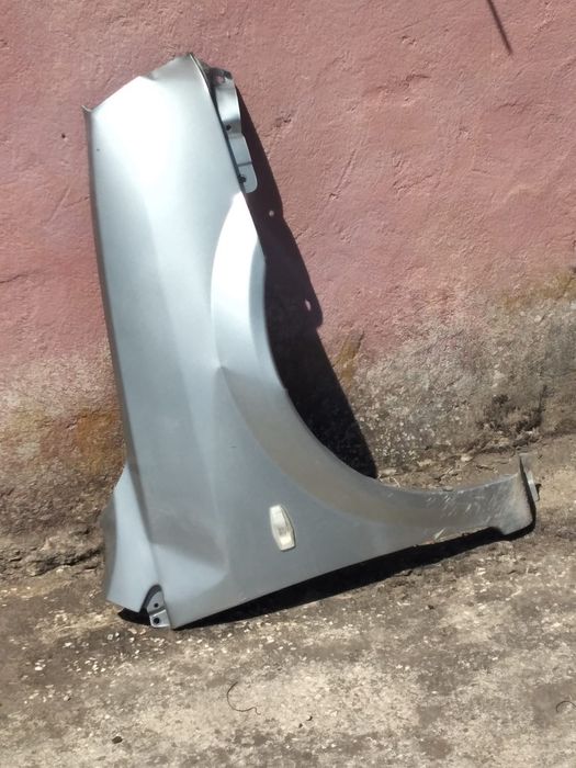 Guarda Lamas Kia Carens Ano 2005 Esquerdo e Direito