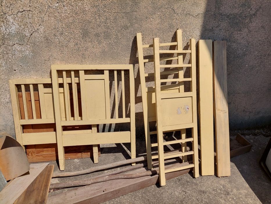 Berço anos 60 em bom estado