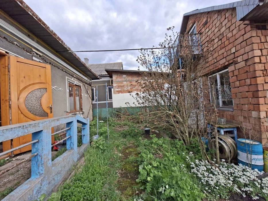 Продається Будинок в Садгорі.
