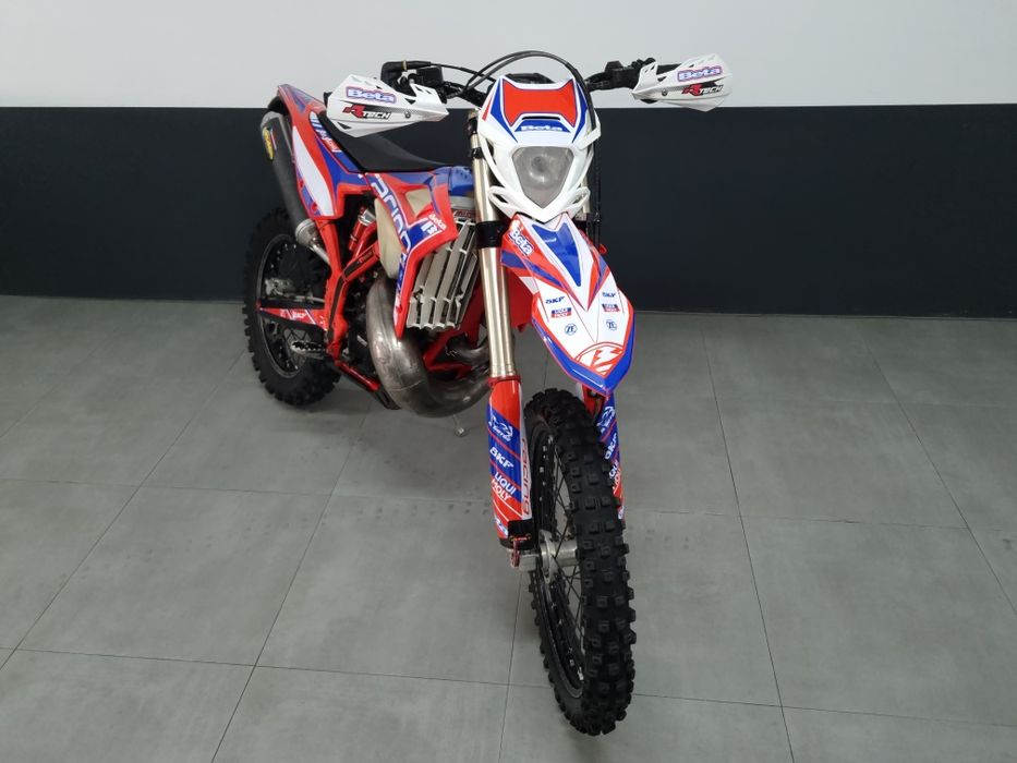 Beta 300 rr * Trato Financiamento *
