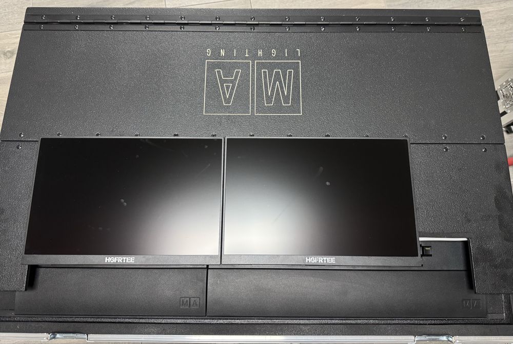 MA2 Command wing + Fader wing