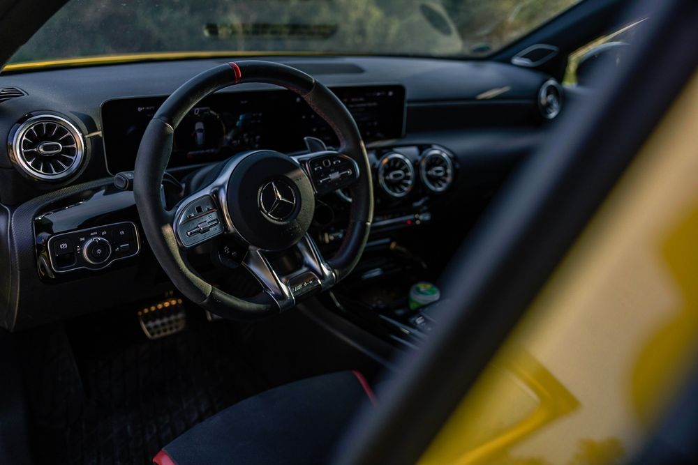 Mercedes-Benz A 35 AMG — fotografia 3
