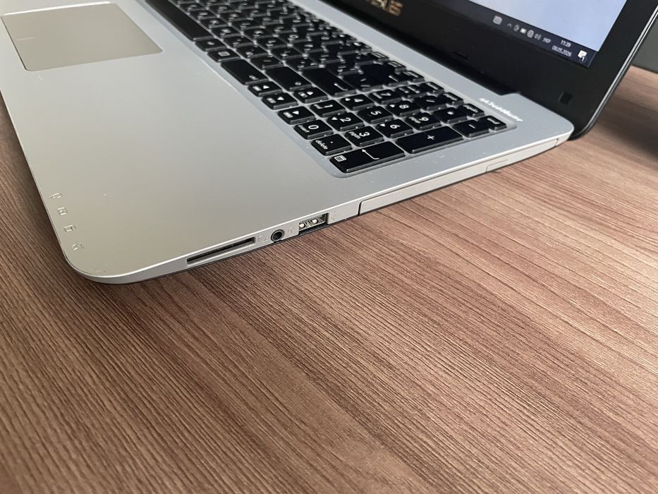 60. Ігровий ноутбук Asus/FullHD IPS/Core i7-6500/RAM 8GB/240SSD+2000GB/Intel HD+GeForce GT 940M 2 GB