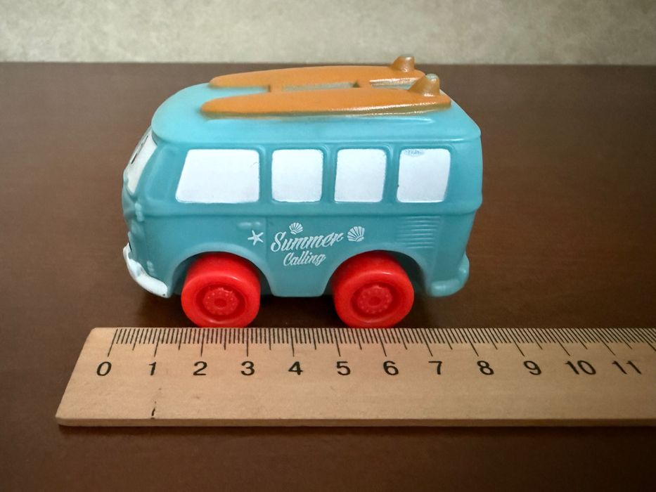 Дитячі гумові машинки для найменших діток, автобус та червона машинка