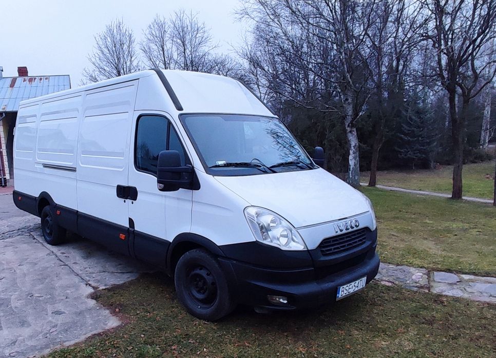 Usługi transportowe/przeprowadzki/przewóz rzeczy