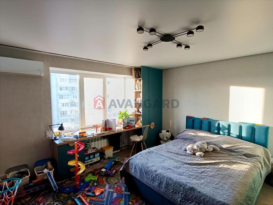 Продам 3к квартиру новейший ремонт Покровский/Красный Камень/Парус