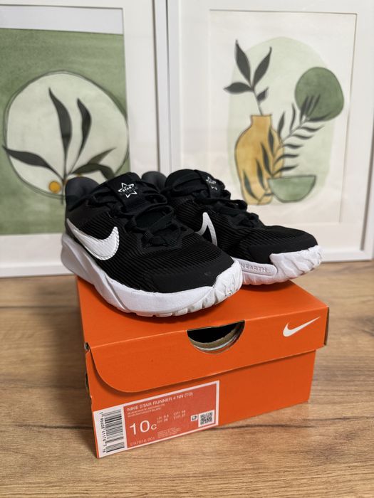 Кросівки Nike StarRunner 4, розмір 27 (10C)