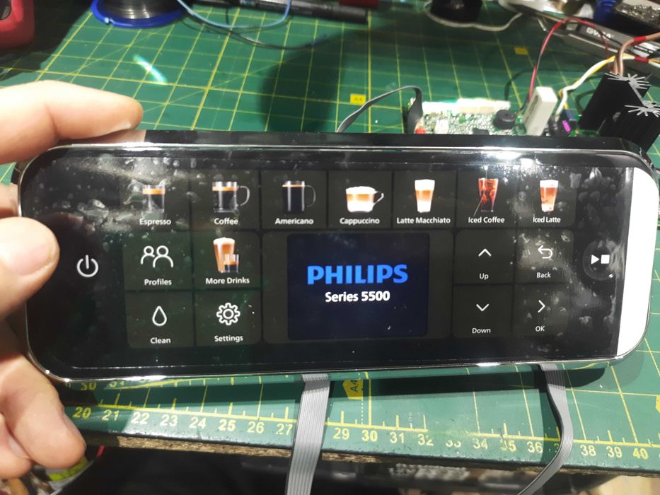 Ремонт плати кавомашини Saeco, Phillips.