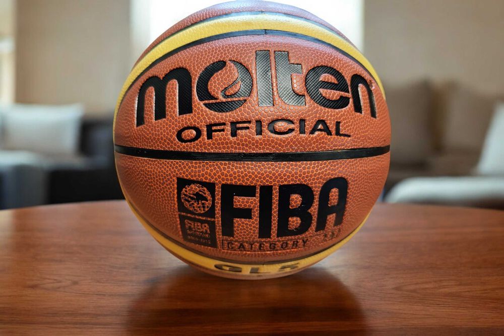 М'яч баскетбольний MOLTEN та MIKASA, 5 розмір