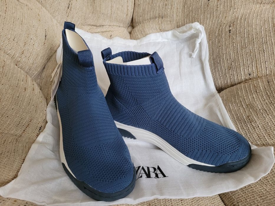 Кросівки-шкарпетки Zara для хлопчика, розмір 40