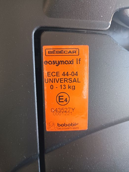 Cadeira auto tipo babycock Bebécar Easymaxi LF Isofix