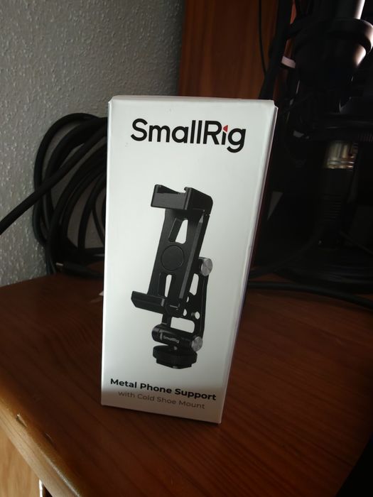 Adaptador de telemóvel para gravacoes