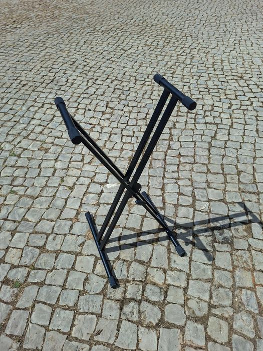 Key Stand Millennium465948062432645120