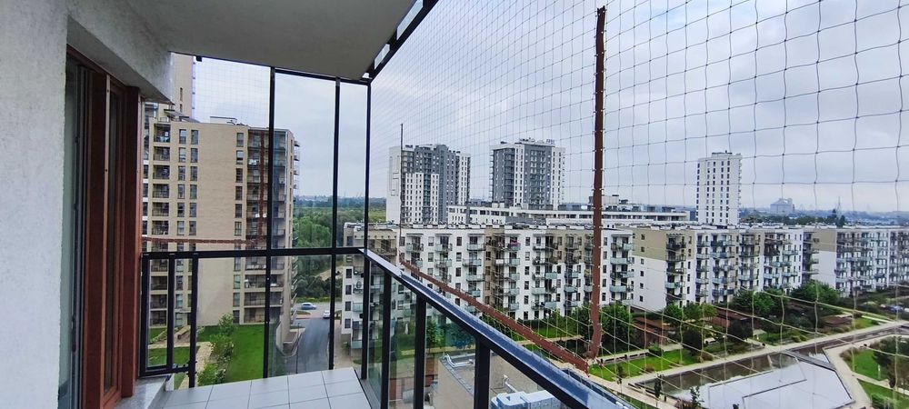 Sprzątanie balkonu ,montaż siatki na ptaki ,siatka dla kota Warszawa