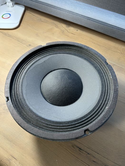 Głośnik do gitary basowej Eden 10” 4 ohm 200 watt rms