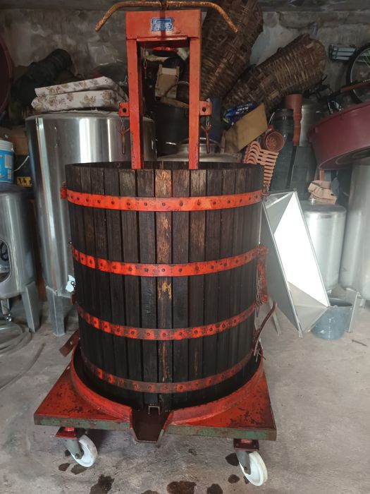 Prensa hidráulica uvas ou vinho