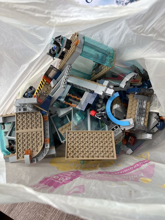 LEGO Marvel Avengers Tower 76166 + 7 мініфігурок