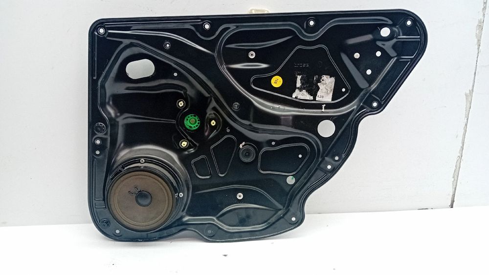 Elevador vidros trás direito VOLKSWAGEN Passat (3C2)