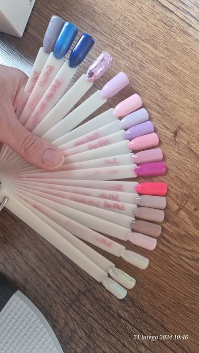 NeoNail zestaw do hybryd Smart Set Premium z dodatkami, lakiery