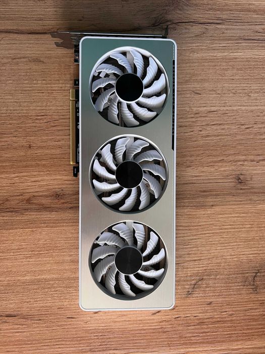 RTX 3060 12GB/Intel i5-12400F/16GB RAM/ M2 240GB