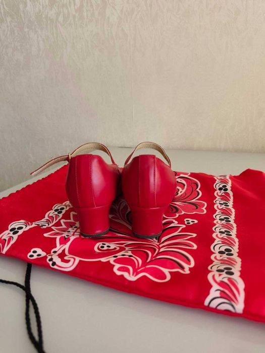 Туфлі танцювальні жіночі