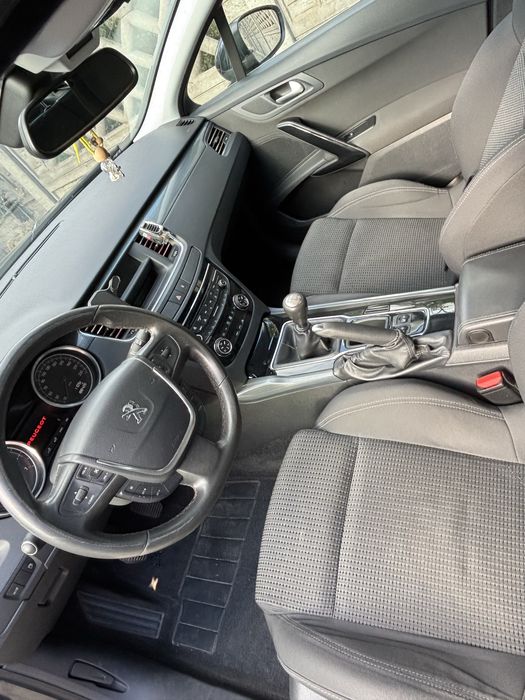 Sprzedam samochód peugeota 508