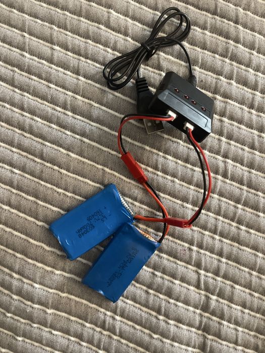 Material para Drones – Lote Variado | Parrot Flypad + Comando