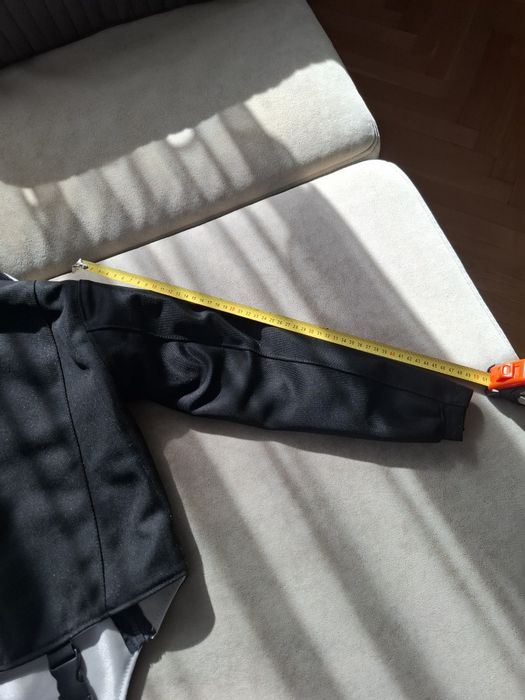 Kaftan szermierczy dla dziecka w wieku 7-10  lat.
