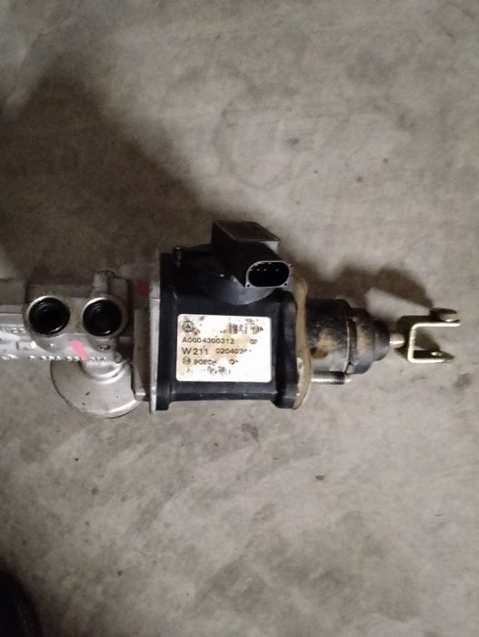 Vendo Peças Mercedes Benz E270