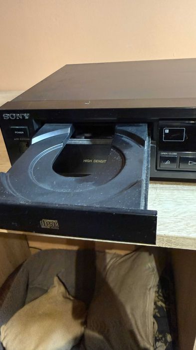 Odtwarzacz CD Sony cdp 395