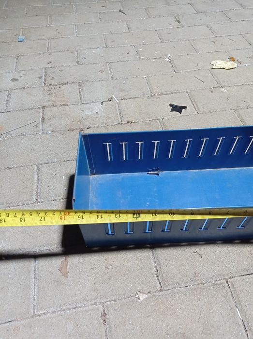 Skrzynki na narzędzia itp.