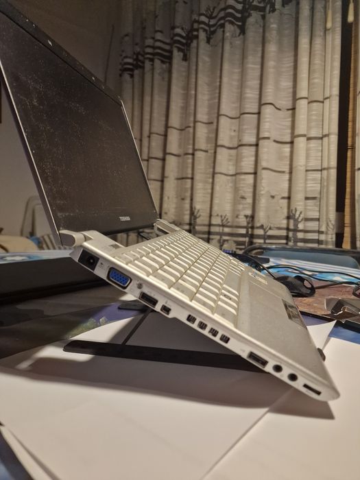 Laptop Stand - Suporte para portátil ou Tablet