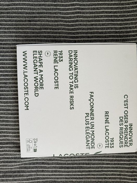 Szal i czapka Lacoste 100% welna