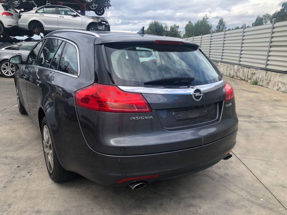 OPEL INSIGNIA 2.0 TURBO SPORT TOURER DE 2010 PARA PEÇAS