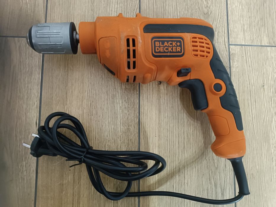 Wiertarka udarowa Black Decker 710w