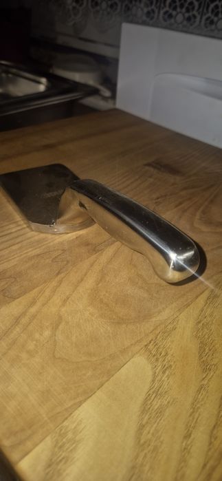 Kloper mało uzywany 844g