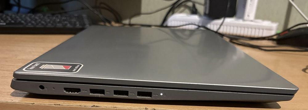 Ноутбук Lenovo IdeaPad S145-15API / Ryzen 3 / SSD 256 ГБ