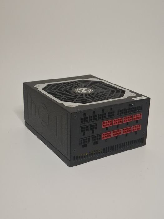 Fonte de Alimentação Zalman 1000W Platinum
