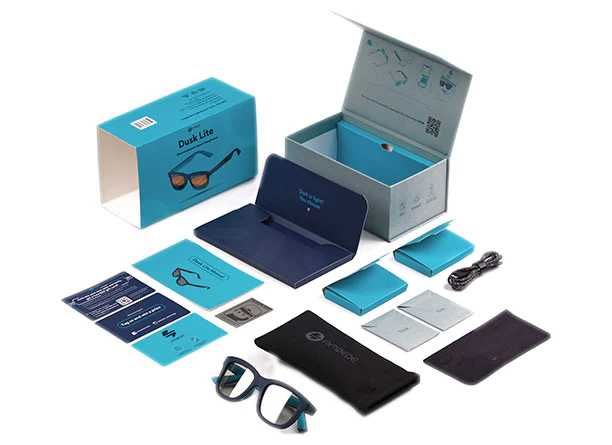 Óculos com ajuste de luminusidade via Bluetooth