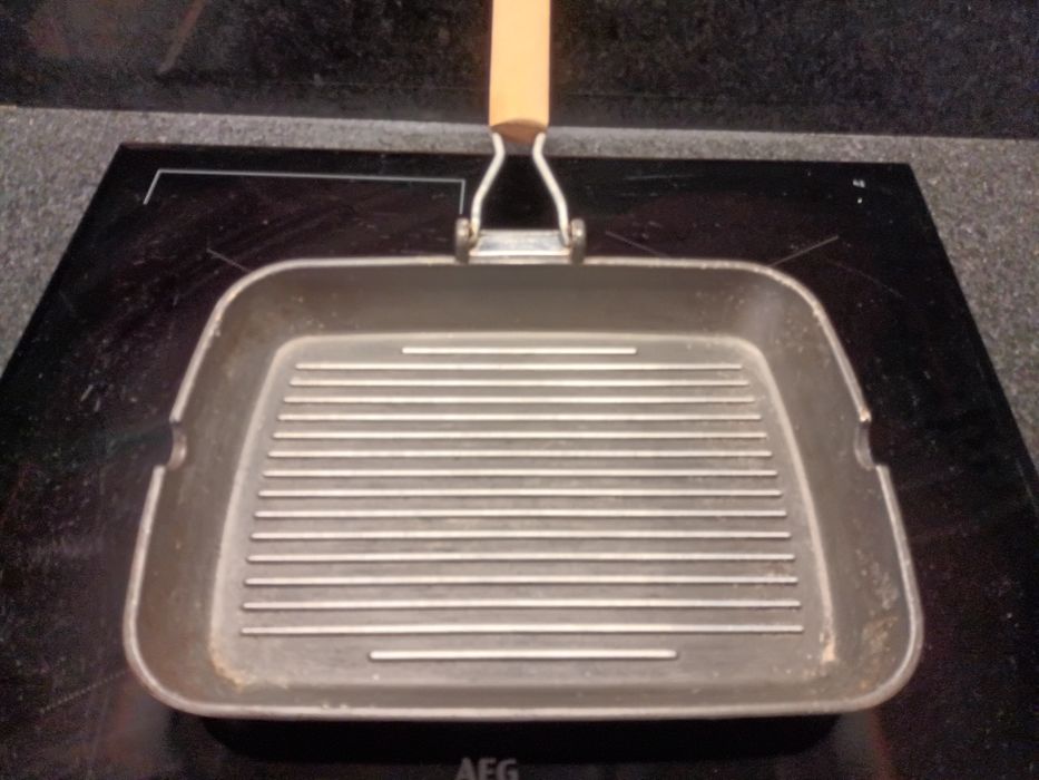 Grelhador do Ikea - Tamanho Grande - Quase Novo
