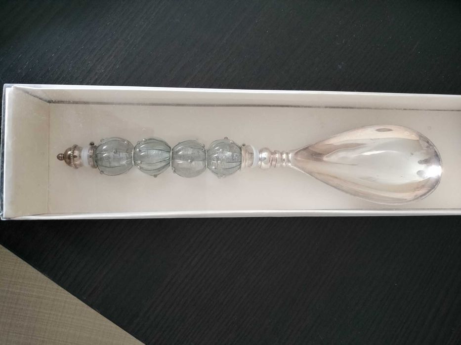 Colher decorativa completamente nova em caixa