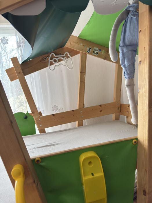 Sprzedam ŁÓŻKO domek