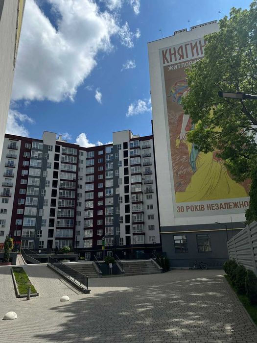 квартира в центрі збудована двокімнатна сирець ЖР Княгинин 2к продаж