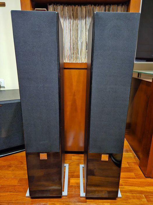 Colunas de chão, Dali, Zensor 5