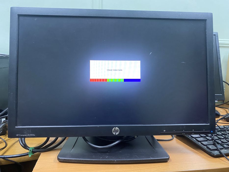 Монітор hp LA 2006x