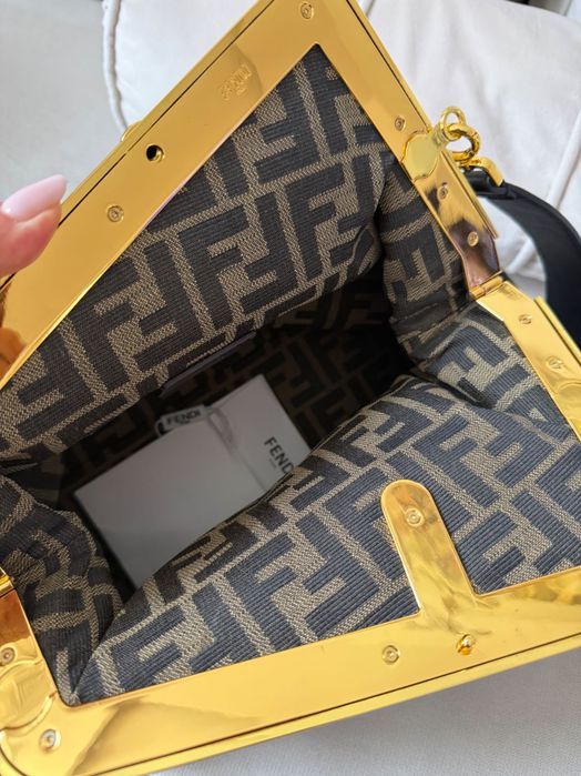 Torebka Fendi czarna