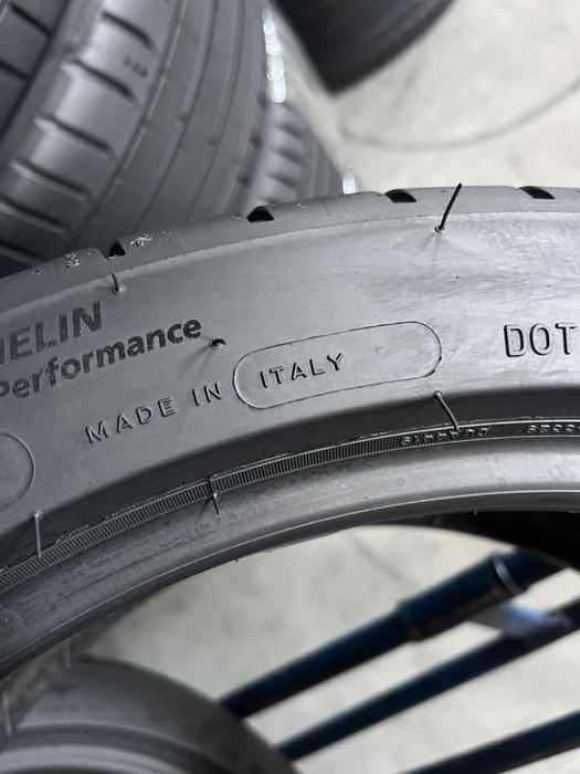 245/40/19 R19 Michelin Pilot Sport 4 4шт
